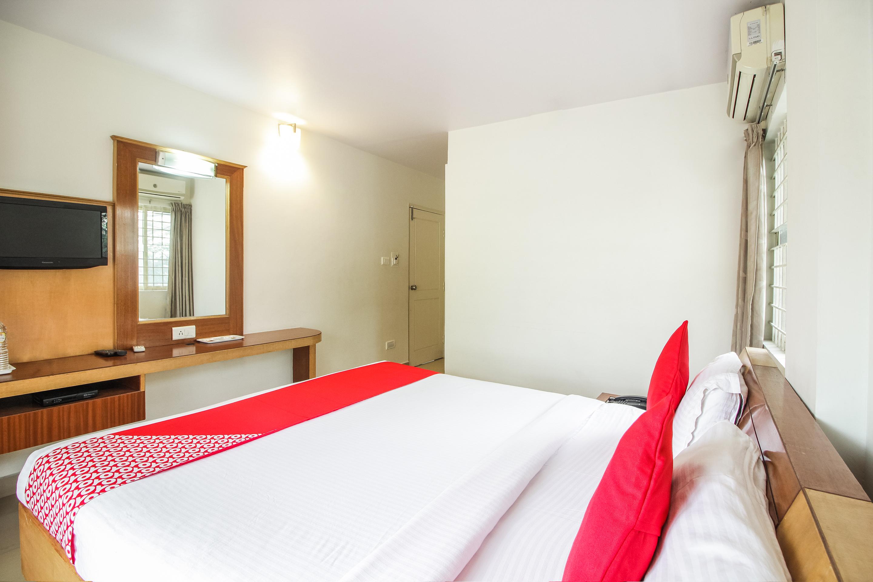 Hotel White Parrot Maisur Dış mekan fotoğraf