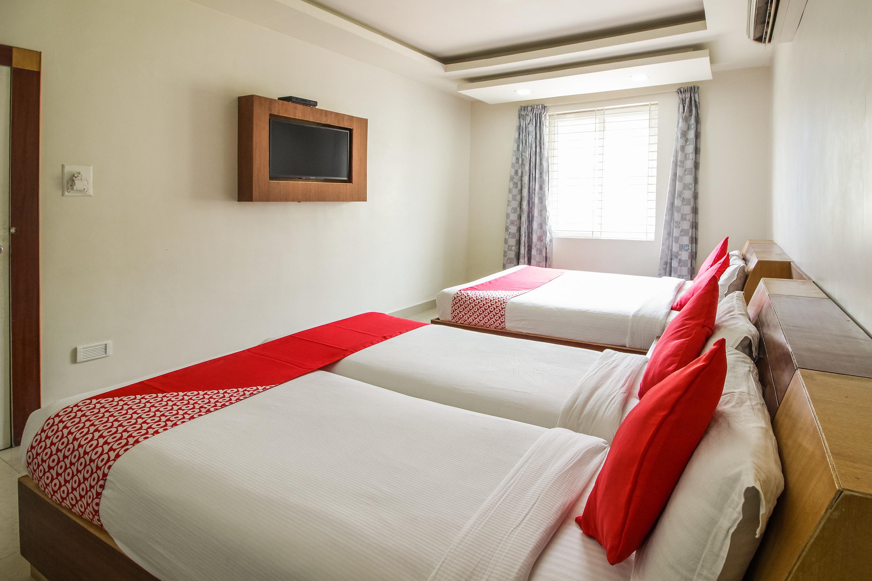 Hotel White Parrot Maisur Dış mekan fotoğraf