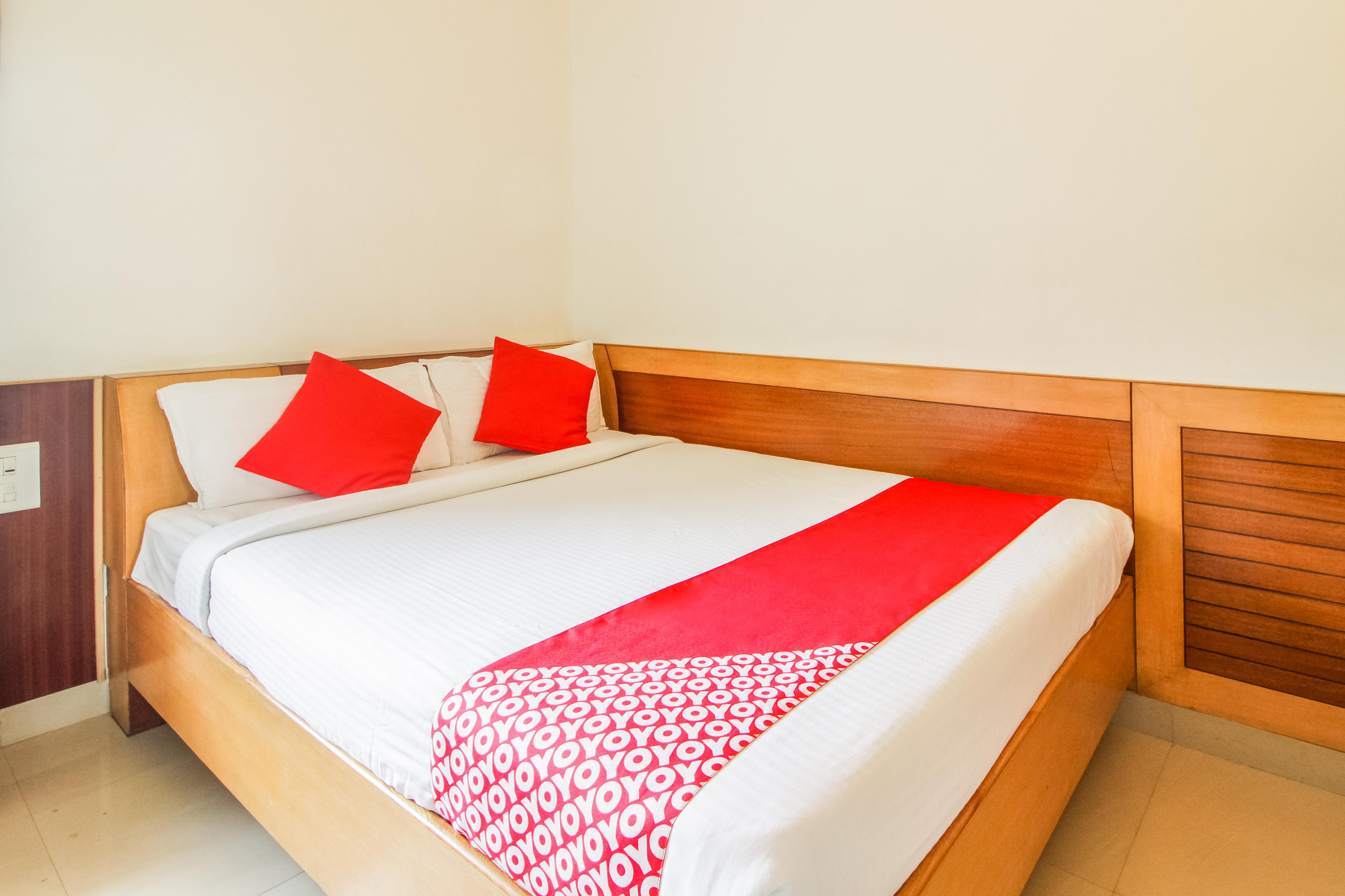 Hotel White Parrot Maisur Dış mekan fotoğraf