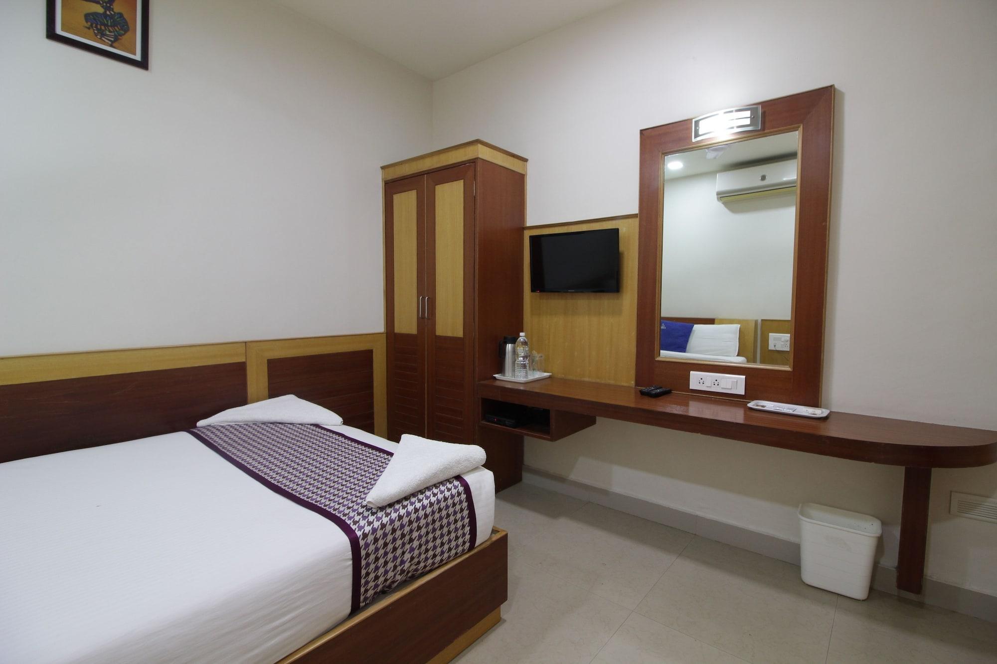 Hotel White Parrot Maisur Dış mekan fotoğraf