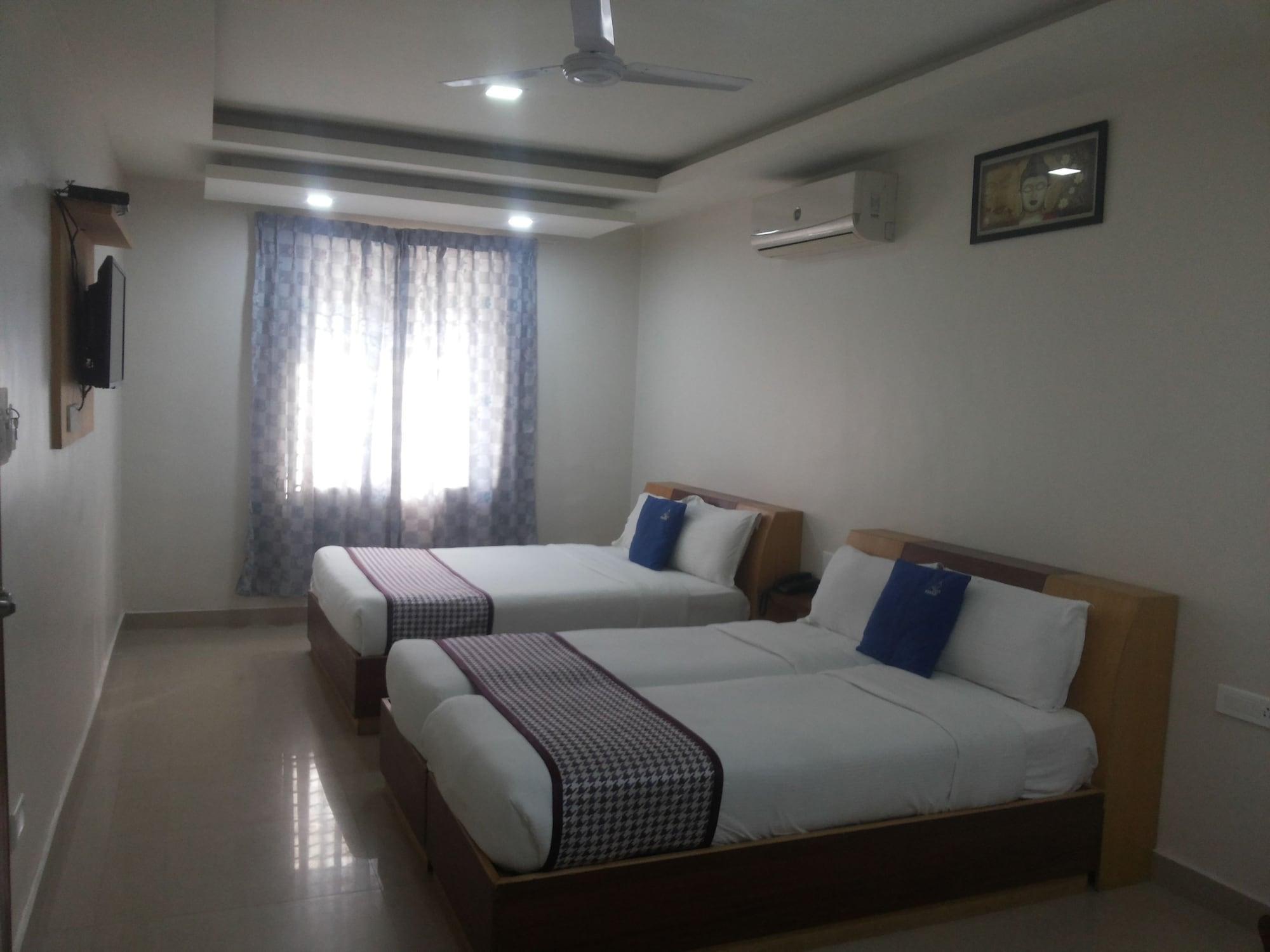 Hotel White Parrot Maisur Dış mekan fotoğraf